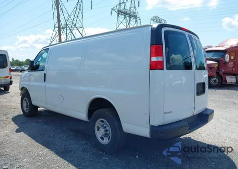 2022 Chevrolet Express Cargo Rwd 2500 Regular Wheelbase Wt из США, поврежденный, VIN 1GCWGAFP3N1199384